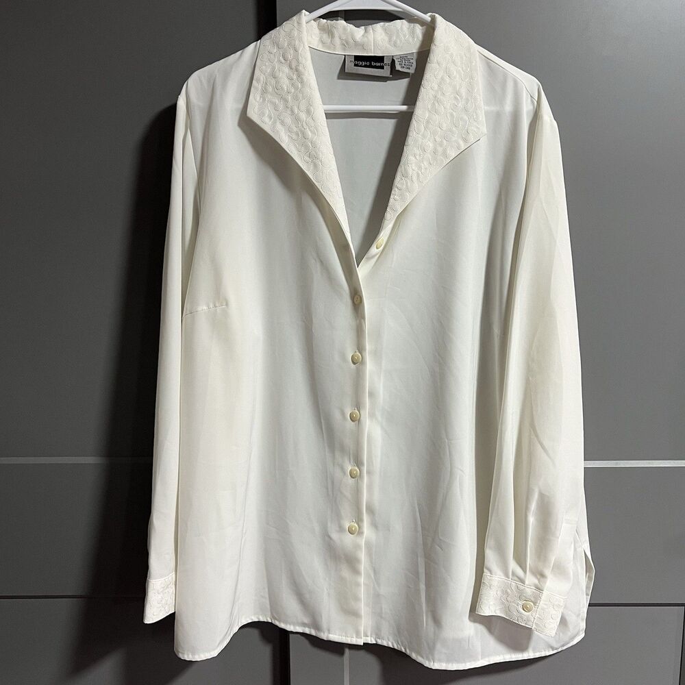 Maggie Barnes Plus Women Long Sleeve Button Up Shirt White 30W Polyester